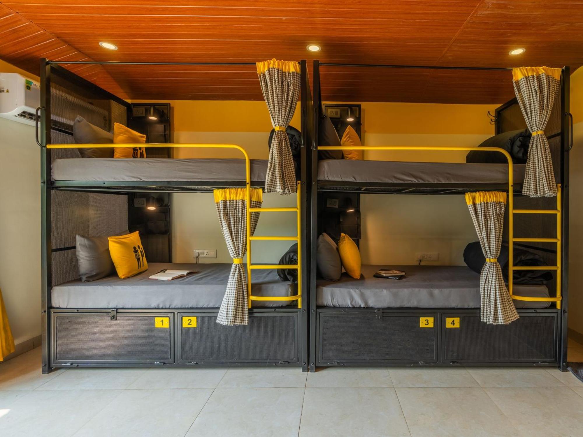 The Hosteller Lonavala, City Centre Exterior foto